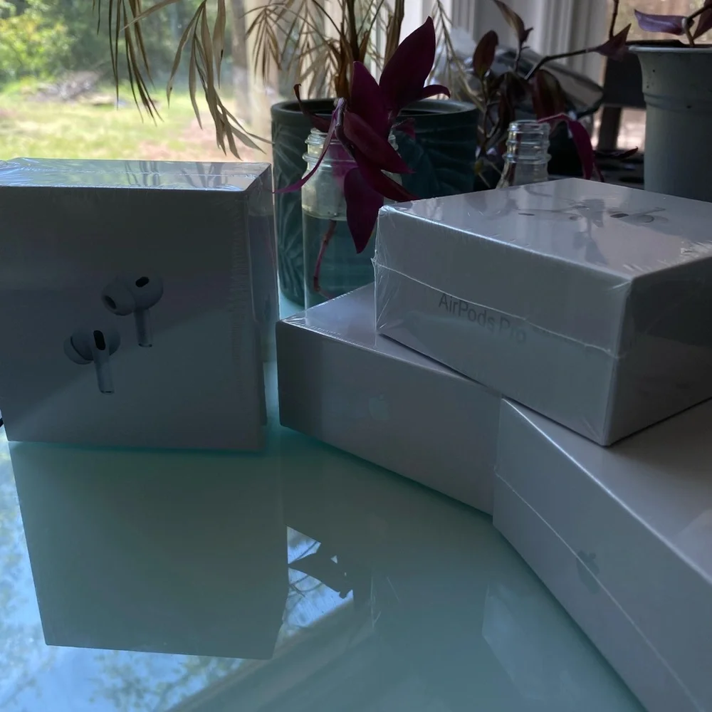 Apple AirPods Pro - White